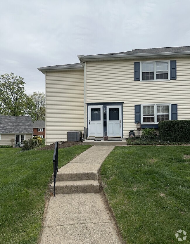 Building Photo - 1501 Yardley Cmn Unit 1501 Yardley Commons Rental