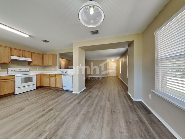Photo - 4610 Elm Point Dr