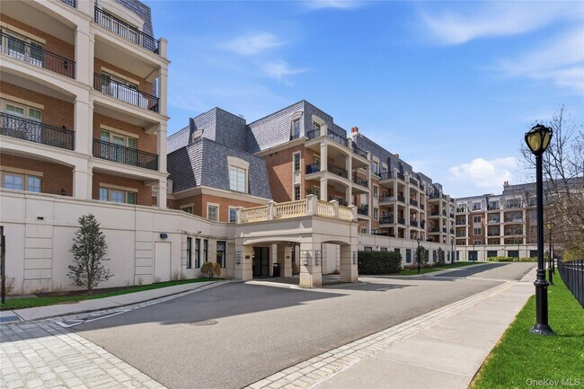 Photo - 3000 Royal Ct Unit 3107