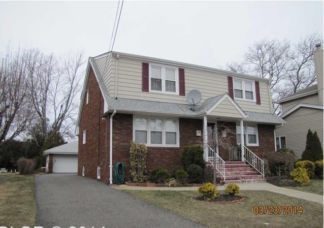 Welcome - 298 Luddington Ave Unit 2nd Flr