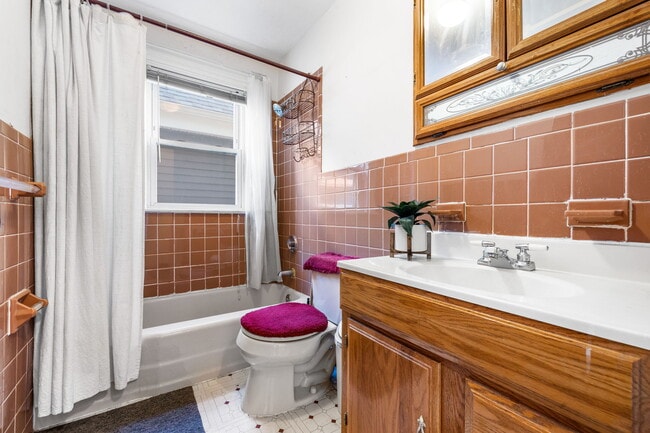 Photo - 56 William St Unit 2