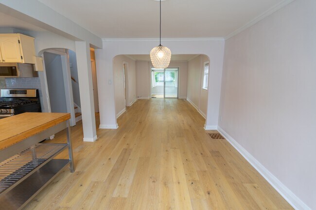 Photo - 15 Dalecrest Dr