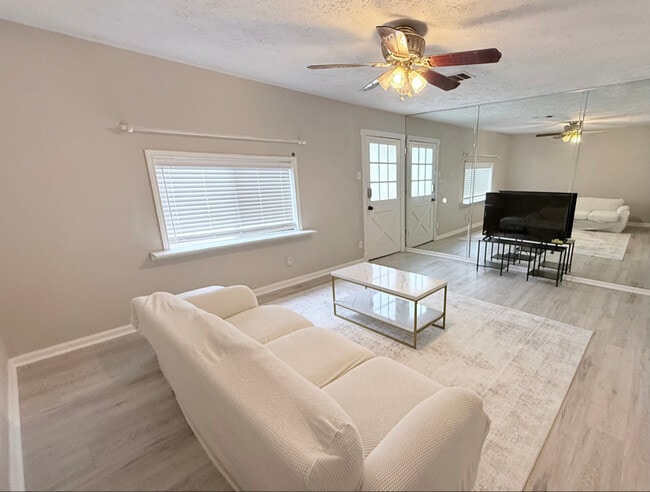 Photo - 7418 Oscar Dr