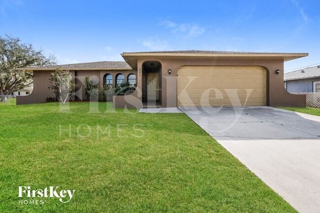 Photo - 241 SE 1st Ave