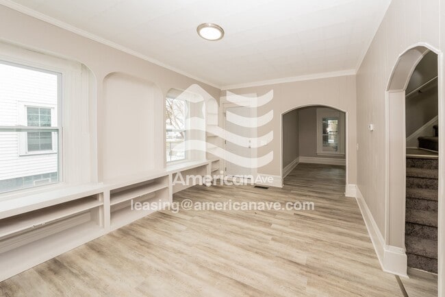 308 Ave B