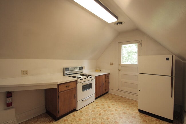 Photo - 935 S Trenton Ave Unit 3