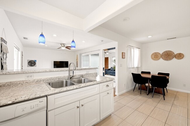 469 Taft Ave
