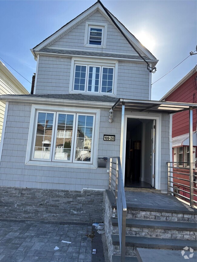 Building Photo - 109-26 132nd St Unit #2 Rental