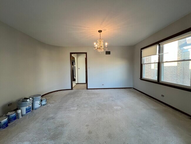 Photo - 5635 W Montrose Ave