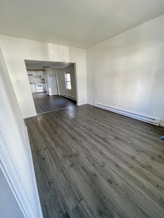 Photo - 215 Henry St Unit 1