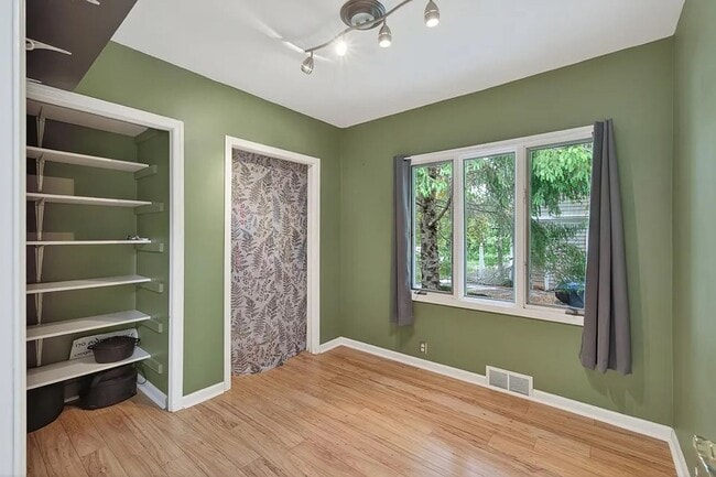 Photo - 944 Mahtomedi Ave