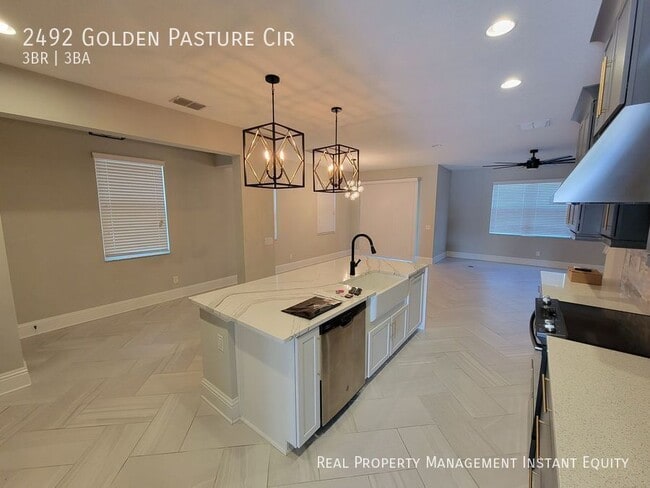 Photo - 2492 Golden Pasture Cir