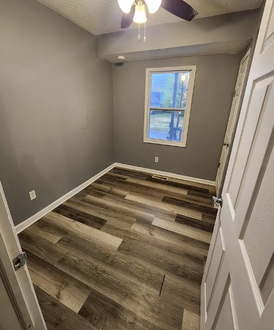 Building Photo - 15786 Mandalay Ave