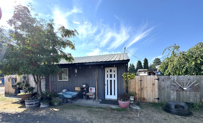 Building Photo - 1155 W Hendrickson Rd Rental