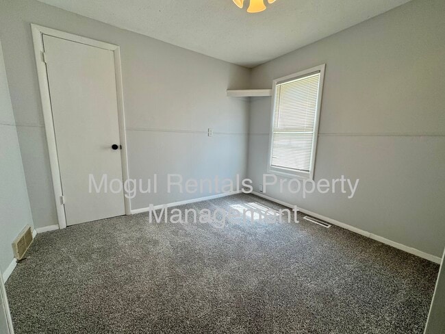 Photo - 1401 S Anna St