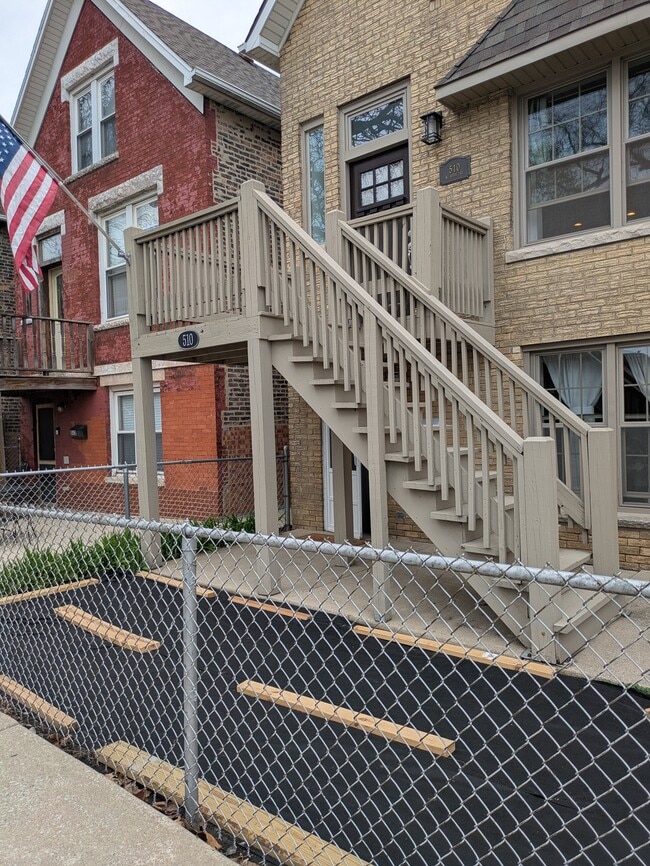 Photo - 510 W 45th St Unit 1
