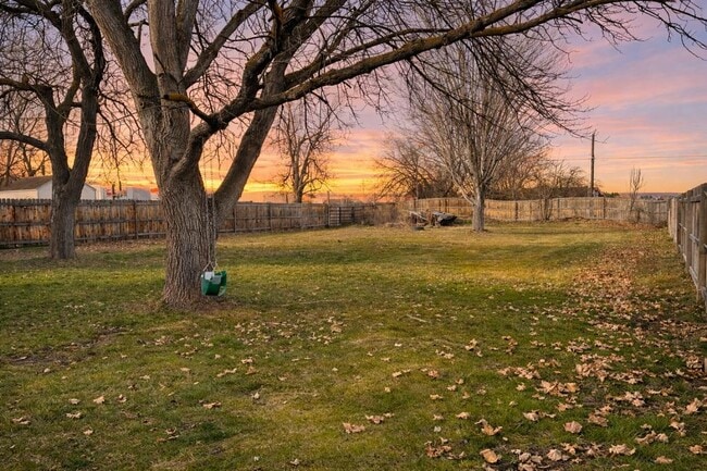 Photo - 2067 Sundown St