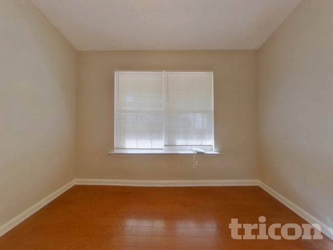 Photo - 1710 Brush Creek Dr