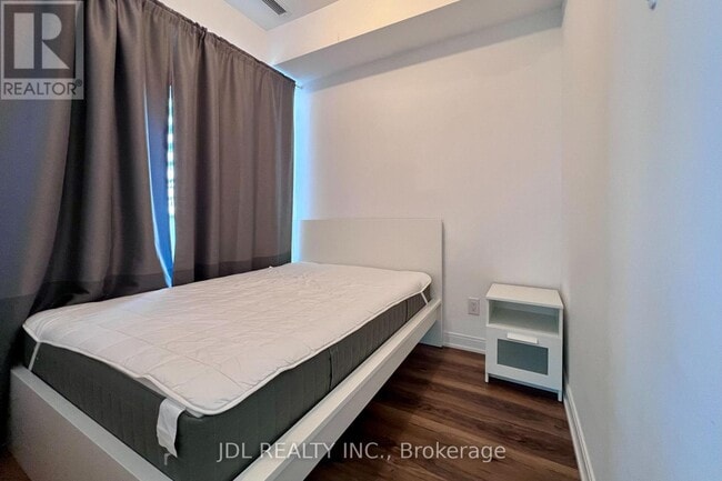 Photo - 42 Charles St E Unit 2803