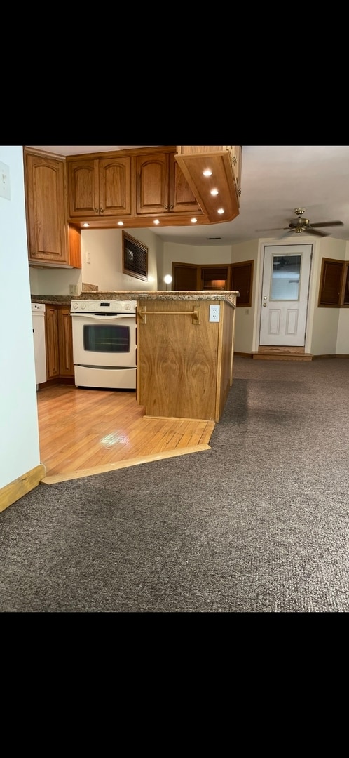 Photo - 726 W 17th St