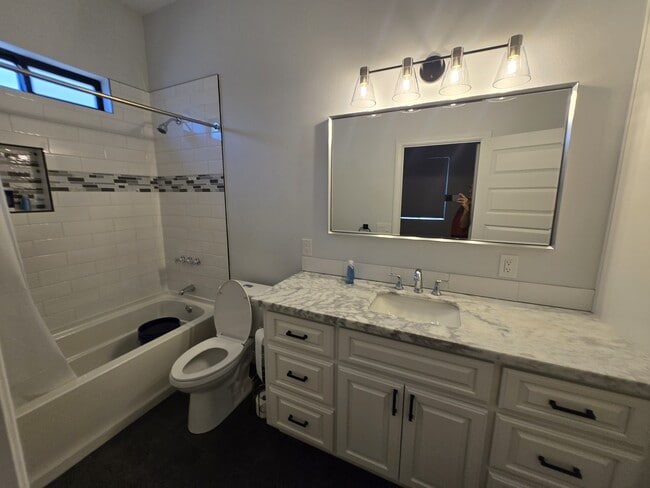 Photo - 1111 Avenida De Las Estrellas Dr