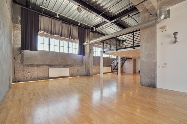 Photo - 465 10th St Unit 201