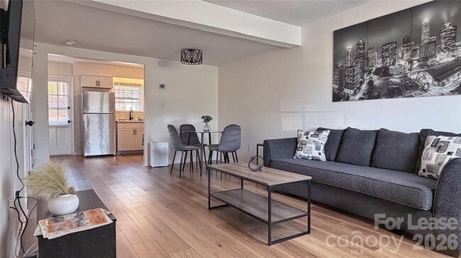 Photo - 6314 Old Pineville Rd Unidad B