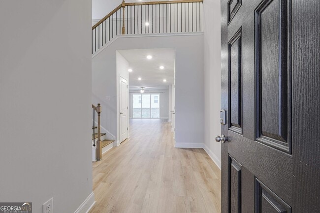 Photo - 376 Caledonia Ct