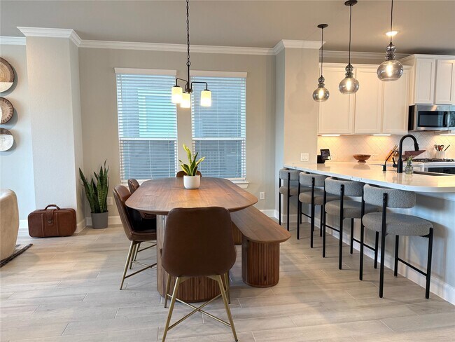 Photo - 5614 Green Rise Ln