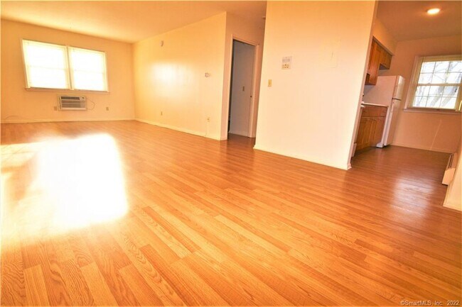 Photo - 84 Broad St Unidad 101