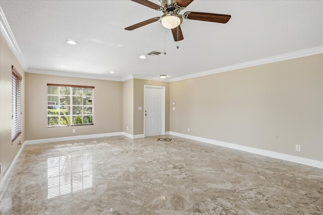 Photo - 4280 55th St