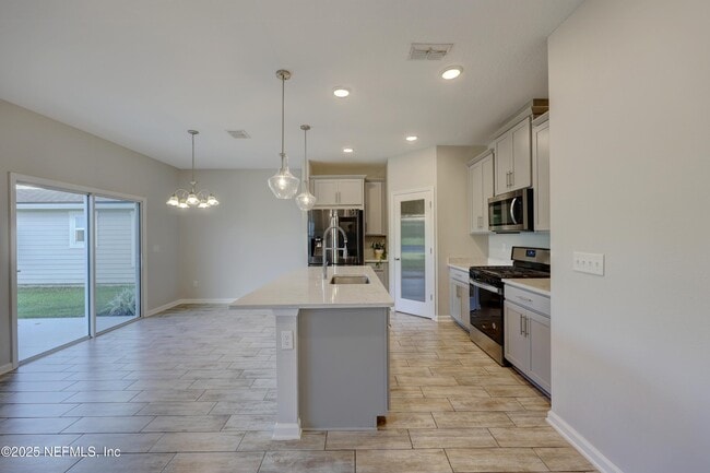 Photo - 13623 Holsinger Blvd