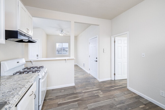 Building Photo - 512 Barrett Ave Unit 512