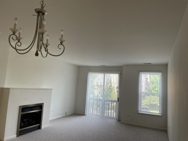 Photo - 1914 Farnsworth Ln Unit 104