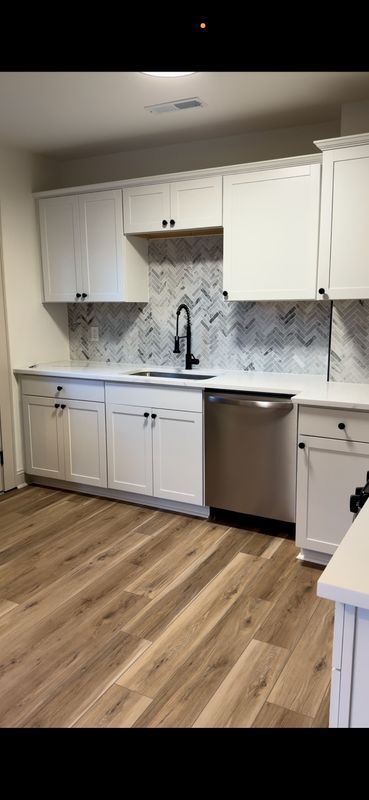 Photo - 2117 Thornlee Dr