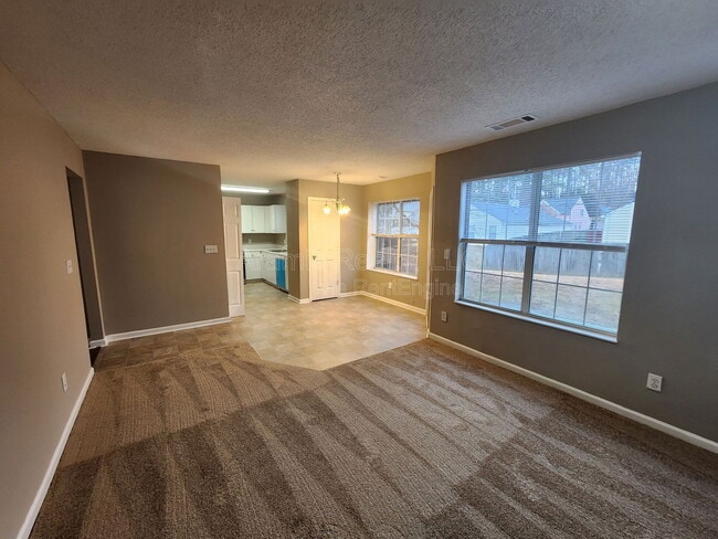 Photo - 5886 Ravensway Dr