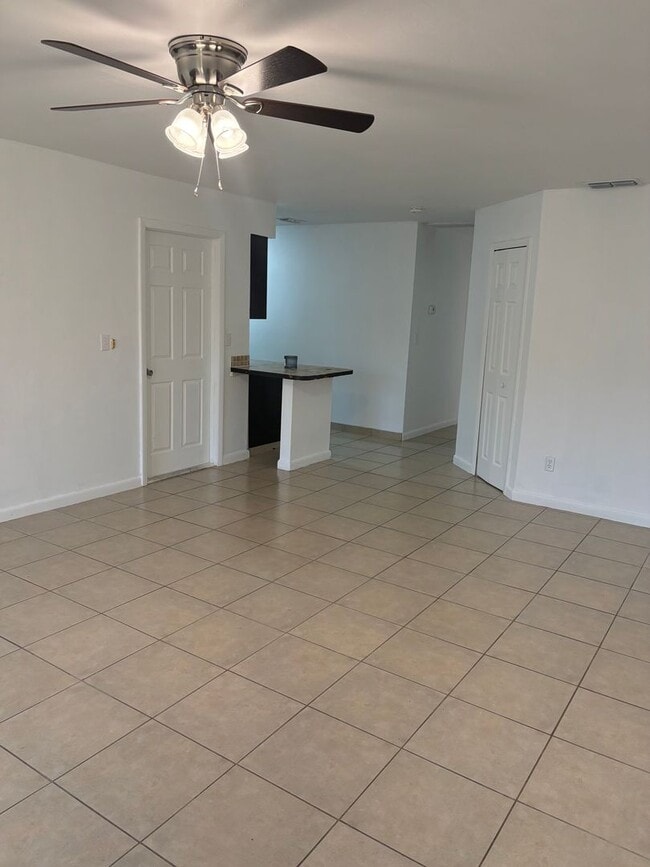 Photo - 1015 SW 48th Terrace Unit 3 bed 2 bath Home