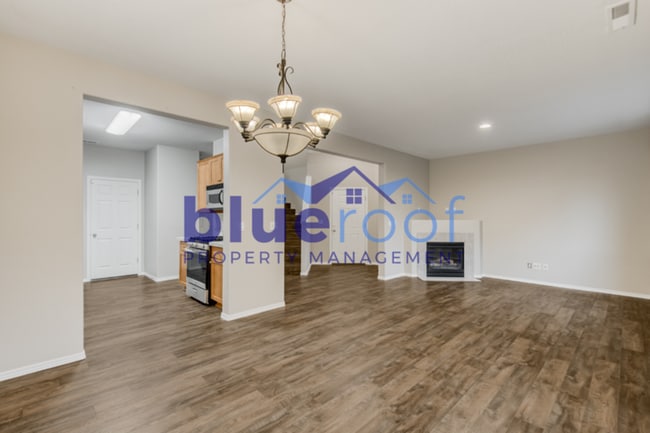 Photo - 17033 SW Red Leaf Pl