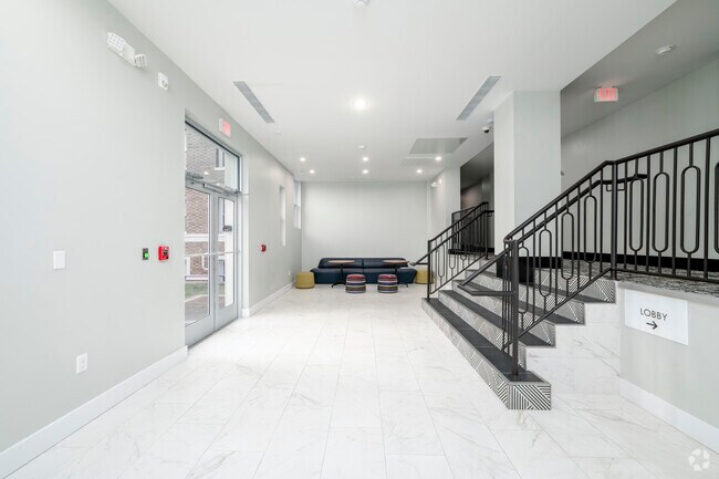 Howard Manor