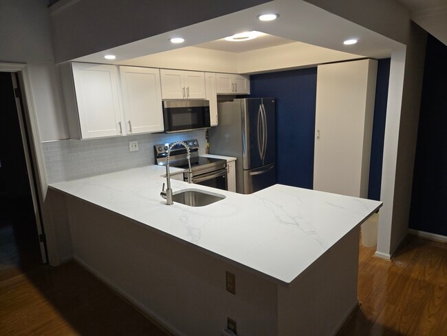 Building Photo - 1221 Eagles Ridge Dr Unit 1221 Rental