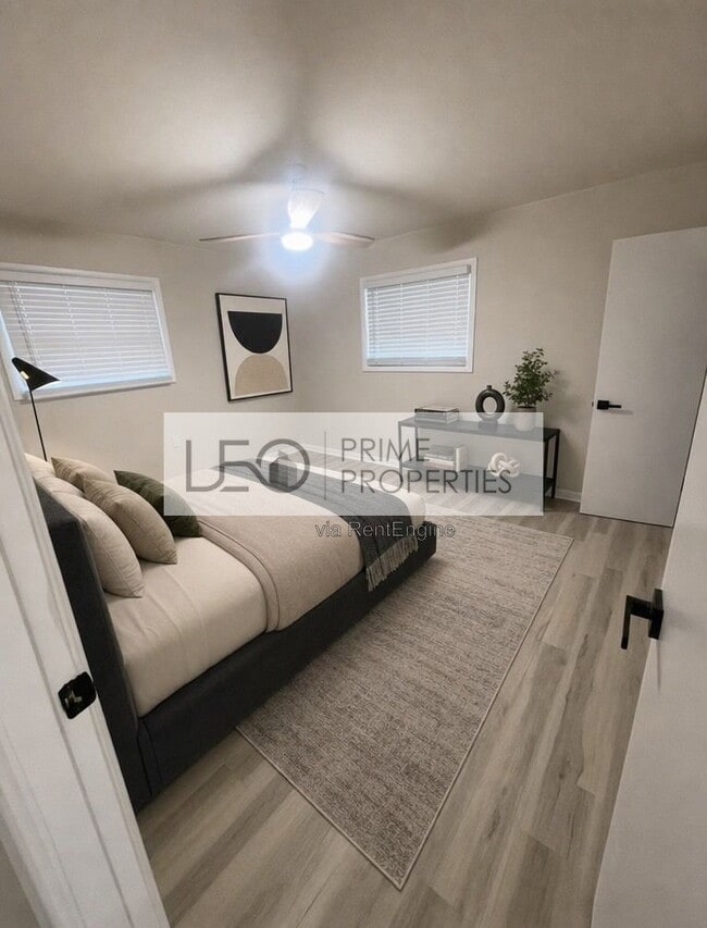Photo - 3128 Waters Rd SW