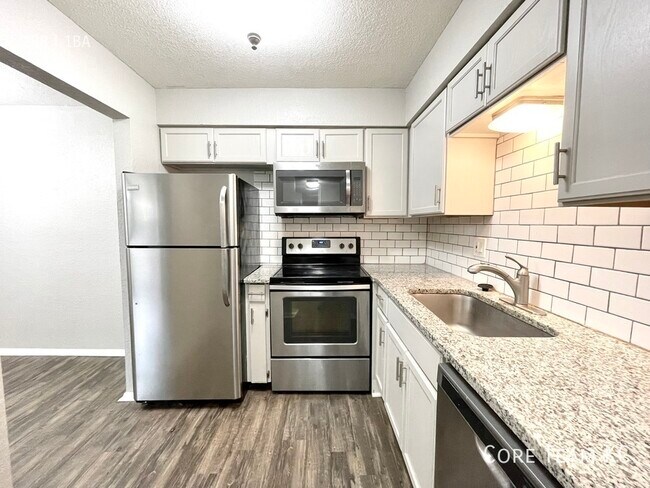 Photo - 3633 Walnut St Unidad 307