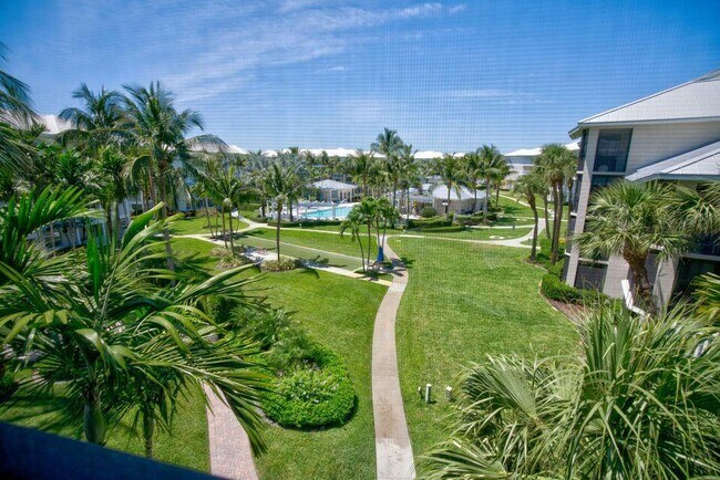 Photo - 143 Bay Colony Dr N