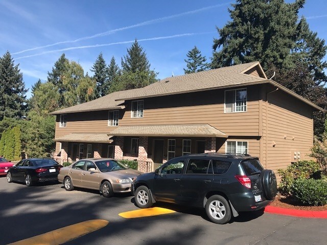 Photo - 12027-12069 SE Foster Rd