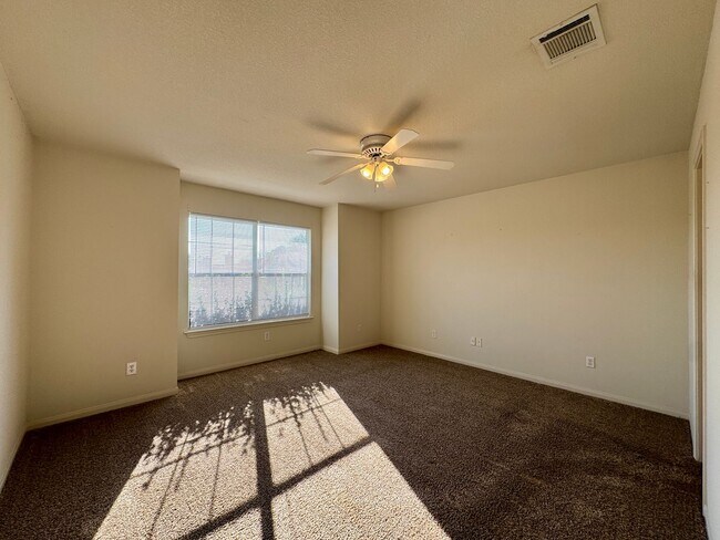 Photo - Duplex