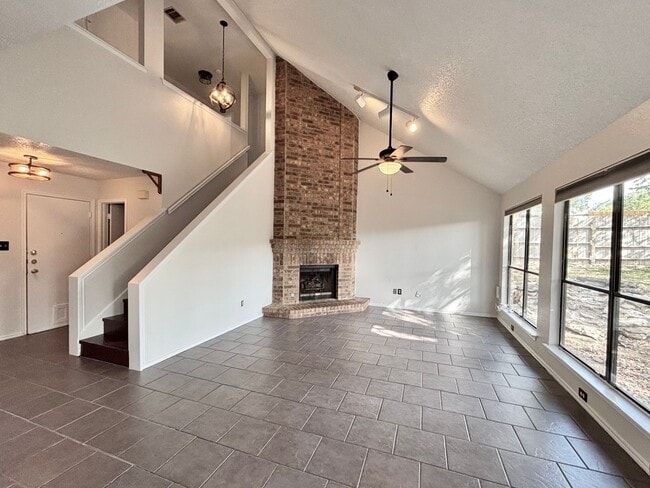 Photo - 15606 Knollhollow-