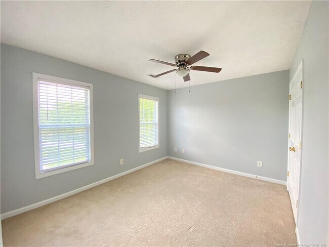 Photo - 284 Briarwood Pl