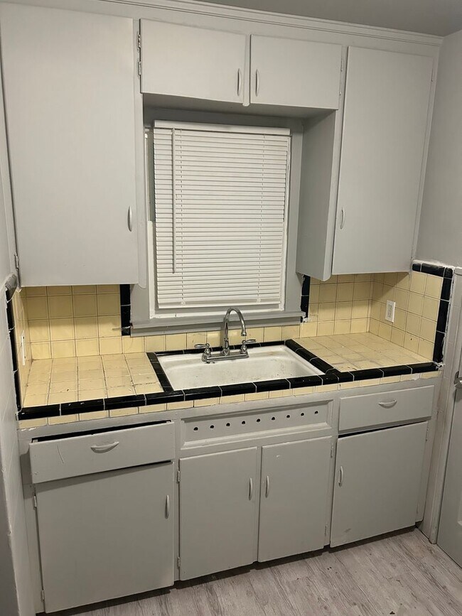 Photo - 7283 Minock St