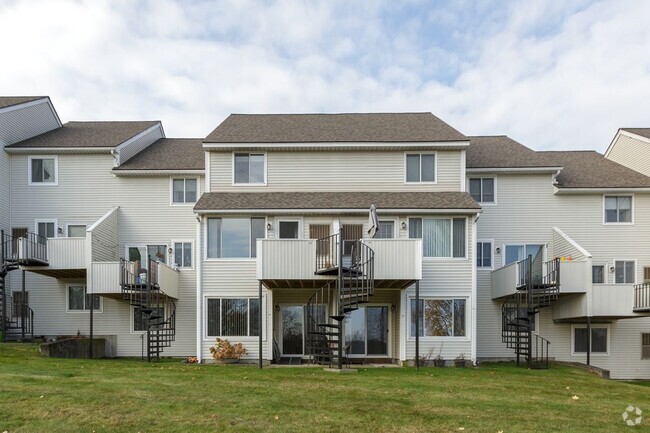 Building Photo - 100 Merrimack Ave Rental