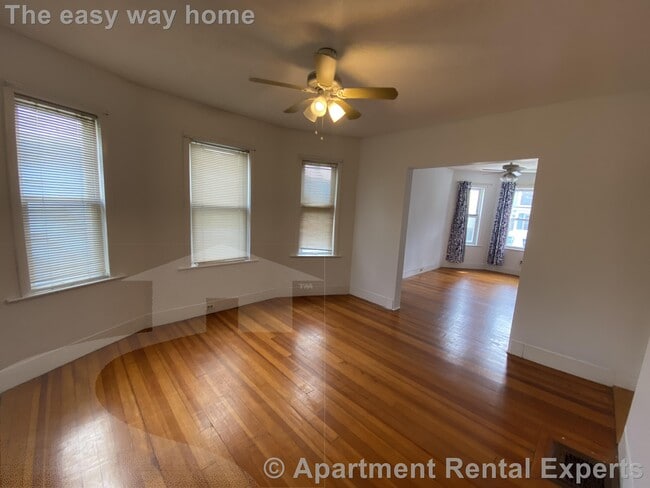 Photo - 59 Conwell Ave Unit #1
